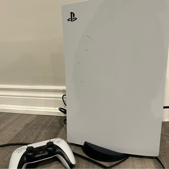 Ps5 disc - Picture 1 of 3